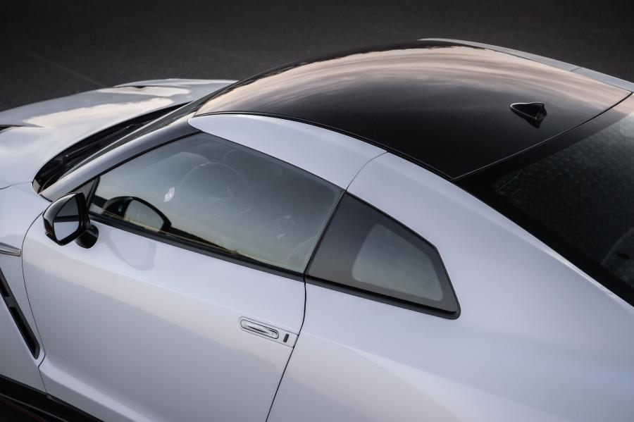 Детали экстерьера Nissan GT-R Nismo (R35) 2019 года  (WW) (фото 70 из 81)
